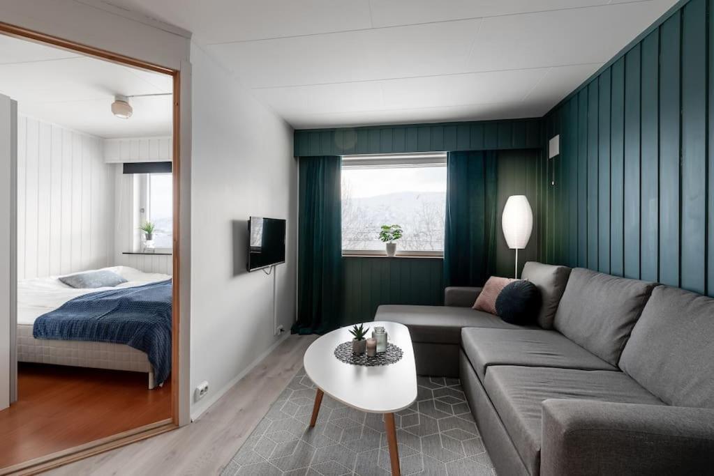 Modern Apartment In The Center Of The Island トロムソ エクステリア 写真